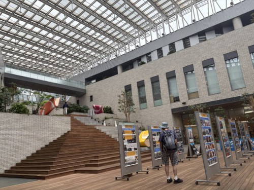 千葉市図書館・生涯学習センター